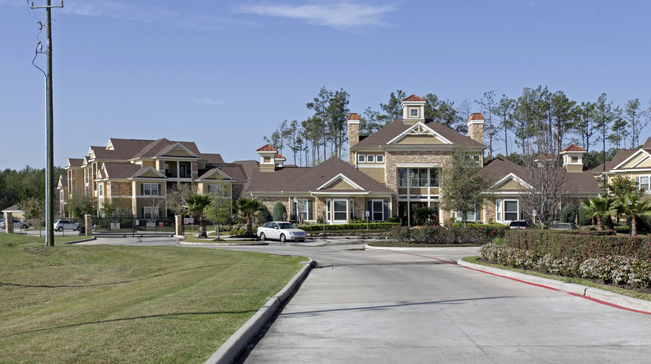 Mansions at Turkey Creek in Humble, TX - Foto de edificio