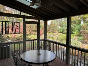 115 Whitewater Dr in Hendersonville, NC - Building Photo - Building Photo