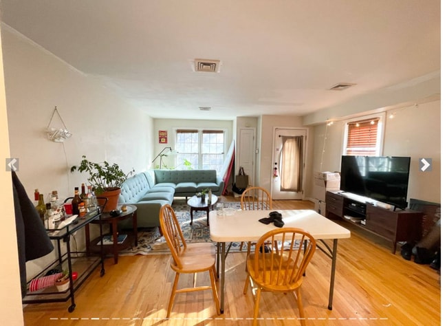 6 Harleston St, Unit T in Boston, MA - Foto de edificio - Building Photo