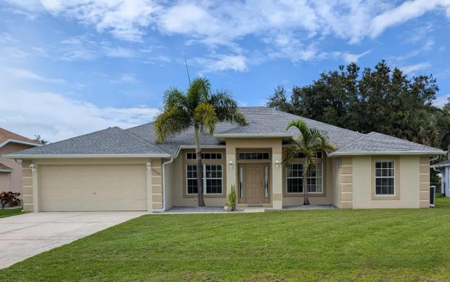 property at 25672 Deep Creek Blvd