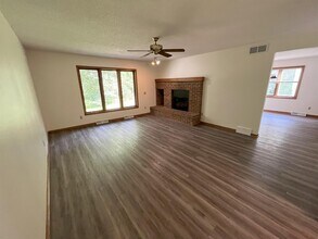 2664 Aberdeen Ct in Fitchburg, WI - Building Photo - Building Photo