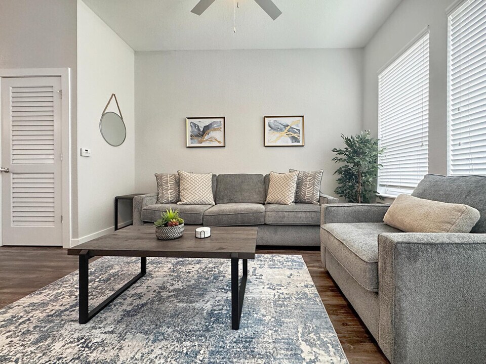 124 S Morgan St in Tampa, FL - Building Photo