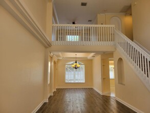 330 Clocktower Dr in Jupiter, FL - Foto de edificio - Building Photo