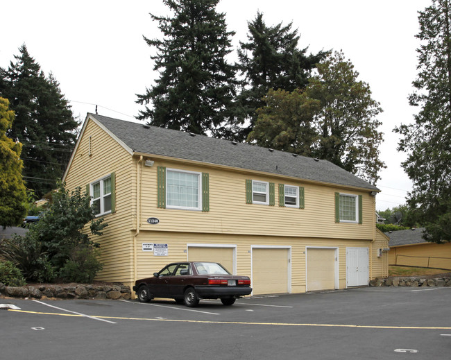 Piccolo Collina Apartments in Portland, OR - Building Photo - Building Photo