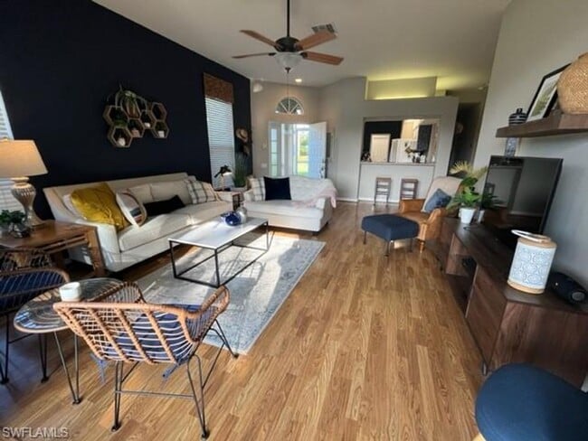 12030 Sabal Lakes Ln in Ft. Myers, FL - Building Photo - Building Photo