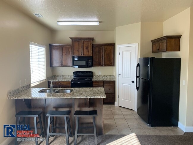 property at 370 W Buena Vista Blvd