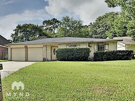 4435 Algernon Dr in Spring, TX - Building Photo