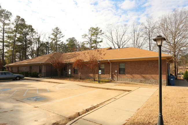 Osmunden Court in Alexander, AR - Building Photo - Building Photo