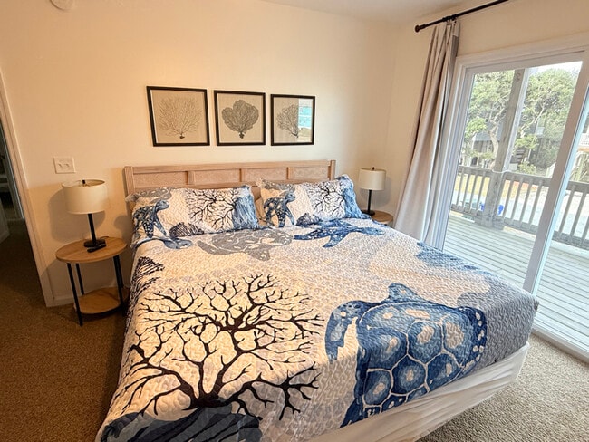 105 Fairytale Ln in Surf City, NC - Building Photo - Building Photo