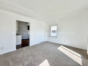 21503 Eastwood Blvd in Warren, MI - Building Photo - Building Photo