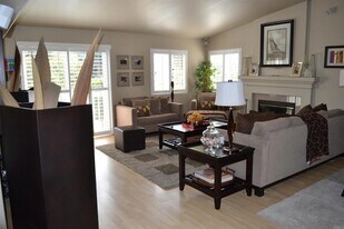 1835 Carolyn Dr in Chula Vista, CA - Building Photo