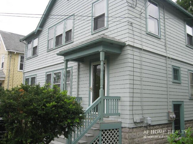 23 Willoughby St, Unit 2 in Boston, MA - Foto de edificio - Building Photo