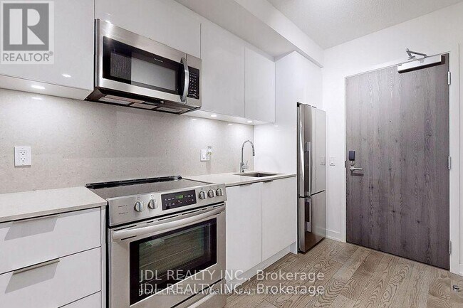25-425 Richmond St E in Toronto, ON - Building Photo - Building Photo