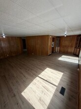 4930 NE Dawn Ln in Dayton, OR - Building Photo - Building Photo