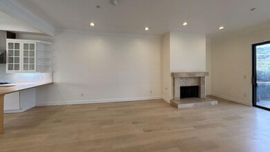 16000 Sunset Blvd in Los Angeles, CA - Building Photo - Building Photo