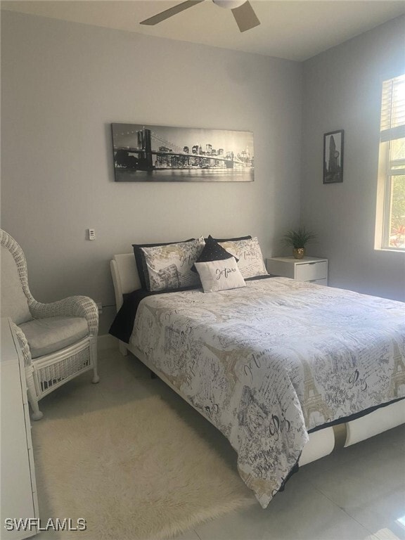 9561 Blue Stone Cir in Ft. Myers, FL - Foto de edificio - Building Photo