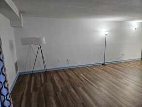 44 Main St, Unit 504 in Stoneham, MA - Building Photo - Building Photo