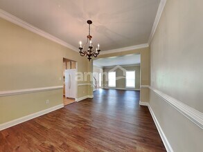 2713 Cascade Bend Dr in Buford, GA - Building Photo - Building Photo