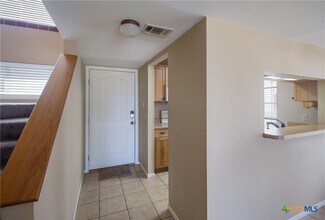 1101 Parkview Dr in Canyon Lake, TX - Building Photo - Building Photo