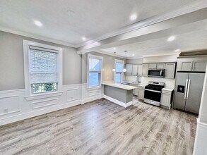 61 Gates St in Boston, MA - Building Photo - Building Photo