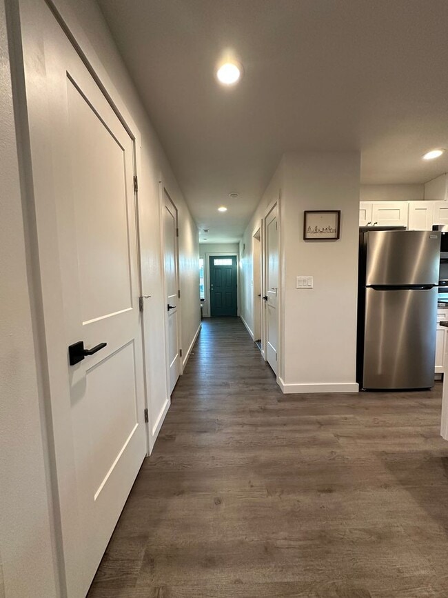 527 Canterbury Ln in Moses Lake, WA - Building Photo - Building Photo