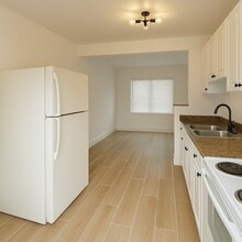 1600 Center St, Unit B8 in Jupiter, FL - Building Photo - Building Photo