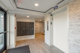 Riverway Apartments in Lynn, MA - Building Photo - Lobby