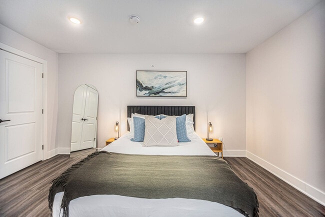 1562 Michigan St NE in Grand Rapids, MI - Foto de edificio - Building Photo