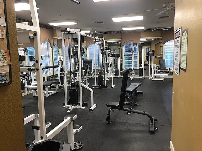 3567 Conroy Rd in Orlando, FL - Foto de edificio - Building Photo