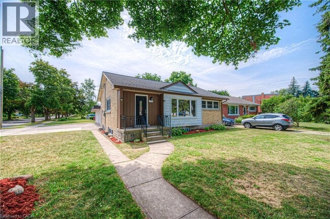 169 Bruce St in Kitchener, ON - Building Photo - Building Photo