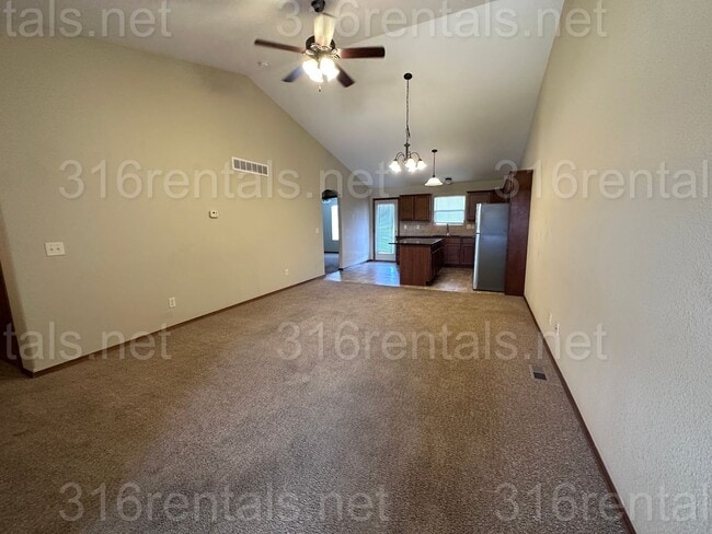 2320 S Goebel Cir in Wichita, KS - Building Photo - Building Photo