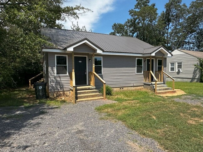 property at 2216 Loop Rd