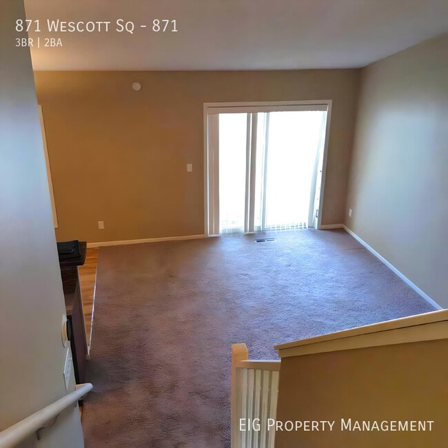 871 Wescott Square in St. Paul, MN - Building Photo - Building Photo