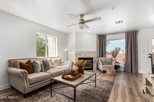 10080 E Mountain View Rd in Scottsdale, AZ - Building Photo