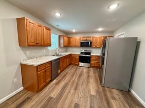 107 Losey St in Somerset, KY - Building Photo - Building Photo