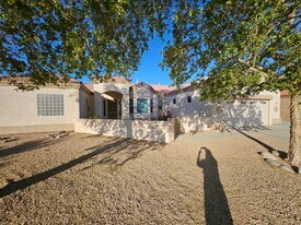 2694 Sanctuary Dr in Bullhead City, AZ - Building Photo