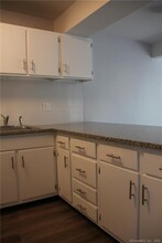 97-99 Park Ave in Danbury, CT - Building Photo - Building Photo