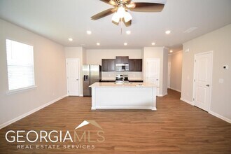 2 Sepia Oak Dr in Newnan, GA - Building Photo - Building Photo