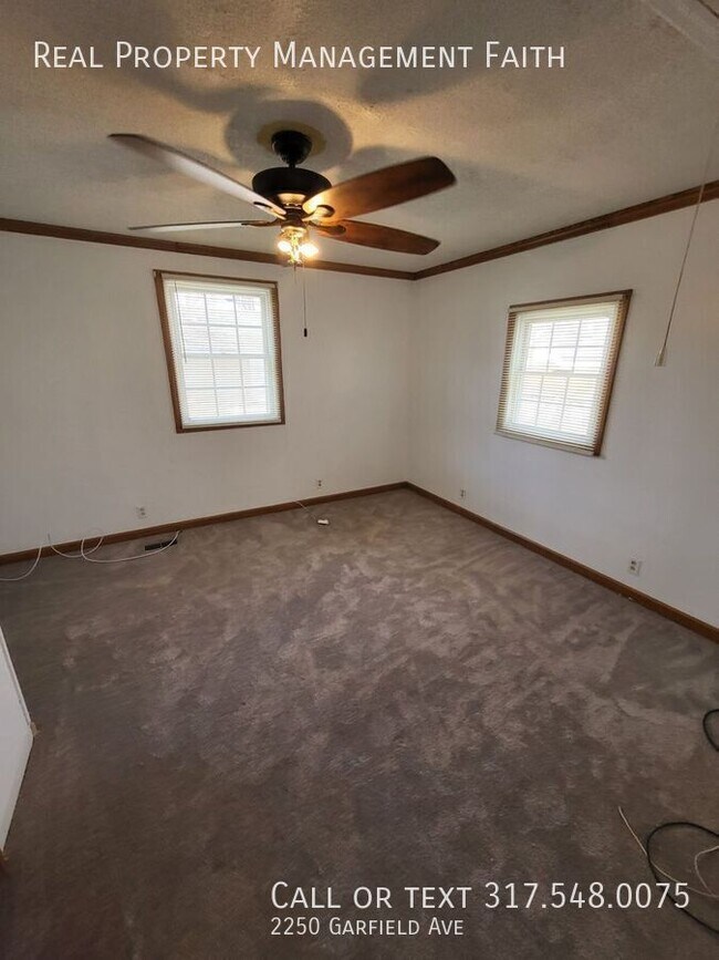 2250 Garfield Ave in Terre Haute, IN - Building Photo - Building Photo