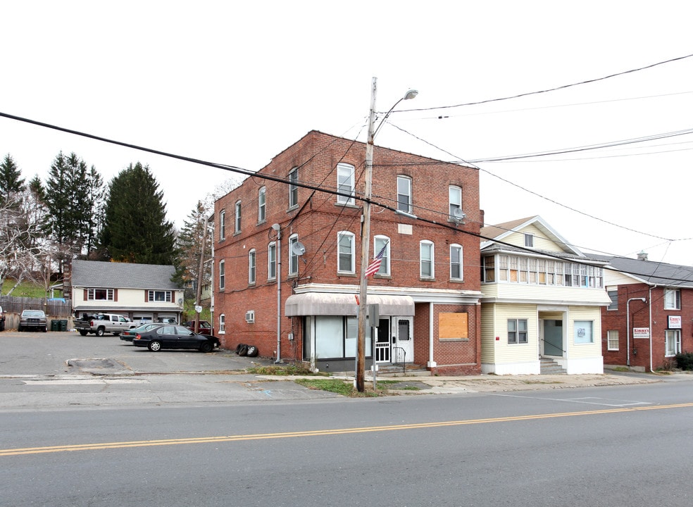 220 Main St in Terryville, CT - Building Photo