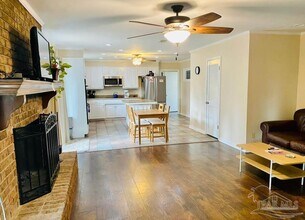 5705 Admiral Doyle Rd in Pensacola, FL - Building Photo - Building Photo