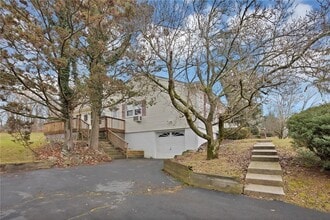 15 Hearthston Ln in Monsey, NY - Building Photo - Building Photo