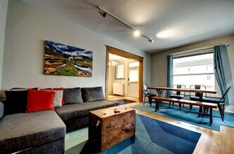 1225 N Clarkson St in Denver, CO - Building Photo - Building Photo