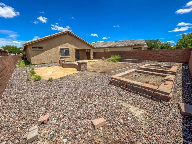 7358 E Weeping Willow Dr in Tucson, AZ - Building Photo - Building Photo