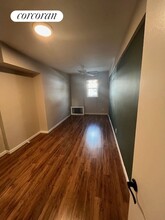 5-30-30 50th Ave in Queens, NY - Building Photo - Building Photo