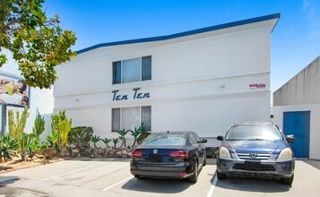 1010 Pico Blvd in Santa Monica. Walk to t in Santa Monica, CA - Foto de edificio - Building Photo