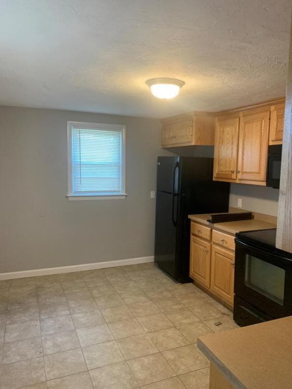 74 Cottage St in Franklin, MA - Building Photo - Building Photo