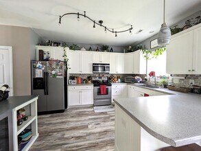 205 Bell Ridge Ln in Hubert, NC - Building Photo - Building Photo