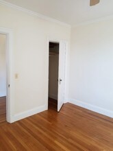 255 Kelton St in Boston, MA - Foto de edificio - Building Photo