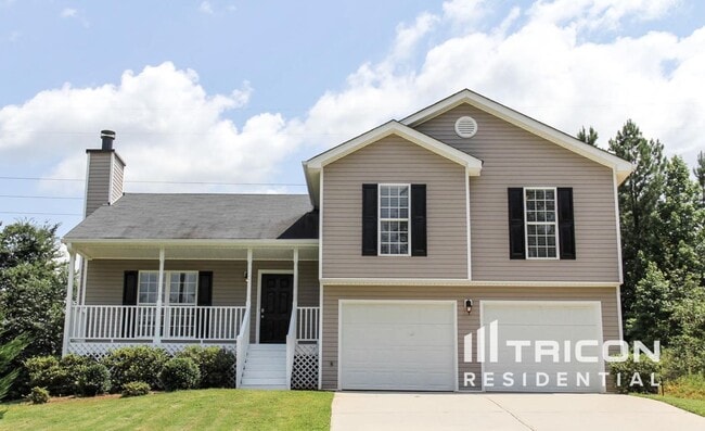 property at 1693 Bismarck Cir